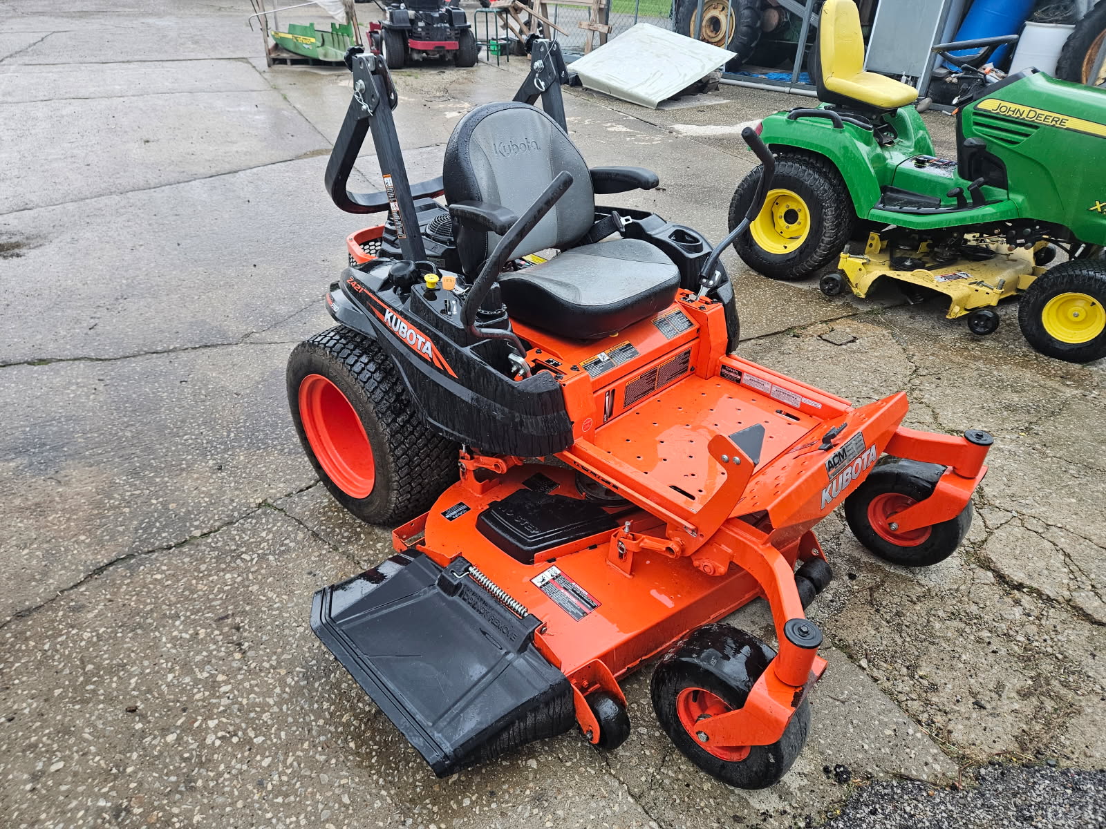 Click on it 2019 Kubota Z421 (41)